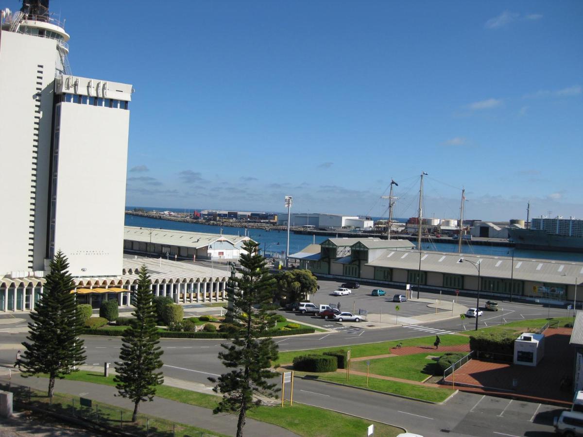 Fremantle Harbourside Apartments מראה חיצוני תמונה
